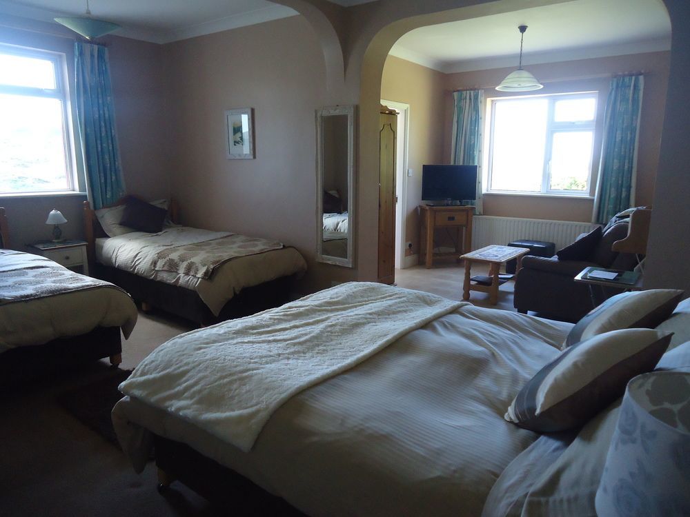 Atlantic View Bed & Breakfast Клифдън Екстериор снимка
