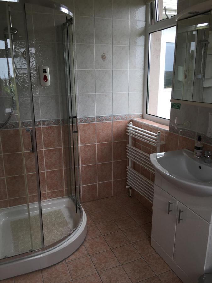 Atlantic View Bed & Breakfast Клифдън Екстериор снимка